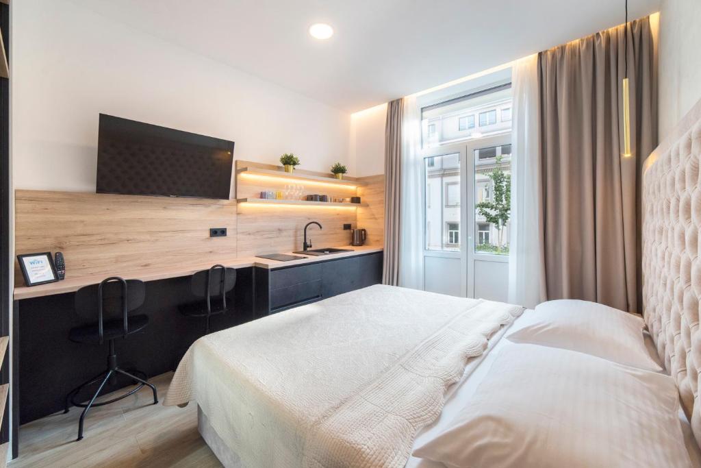 Evita Apartments Zagreb - Modern Studios in the City Center - 2