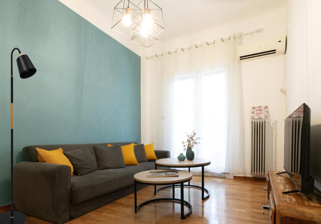 Koukaki Gem Chic Apt near Acropolis