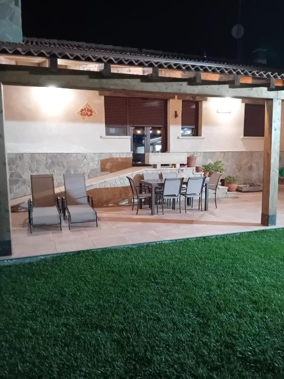 Patio nebo venkovní prostory v ubytování UN RINCÓN EN LA MORAÑA