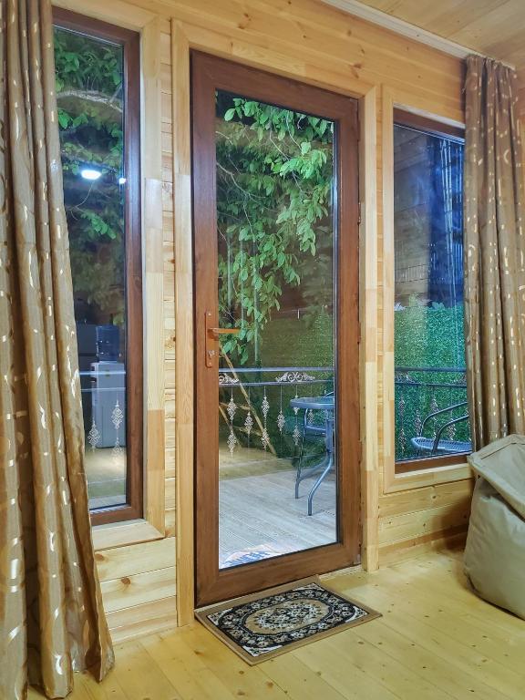 Fotografie z fotogalerie ubytování oak cabin v destinaci Oni