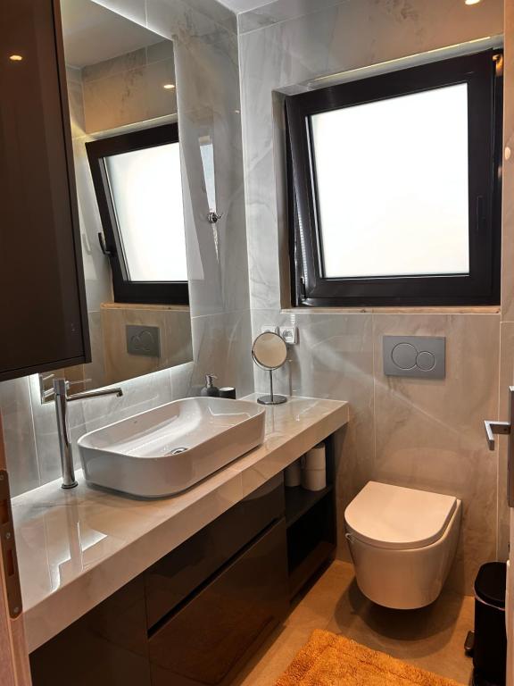 Zdjęcie z galerii obiektu Sunny Beach Apartment Near Sounion w mieście Sunion