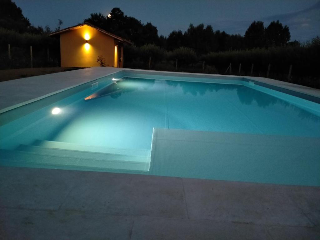 Bazén v ubytování Agriturismo L'Antico Sapore nebo v jeho okolí