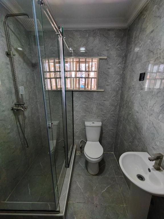 Koupelna v ubytování Lekki City View Apartment