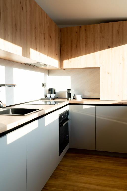 Bloom Downtown Suites