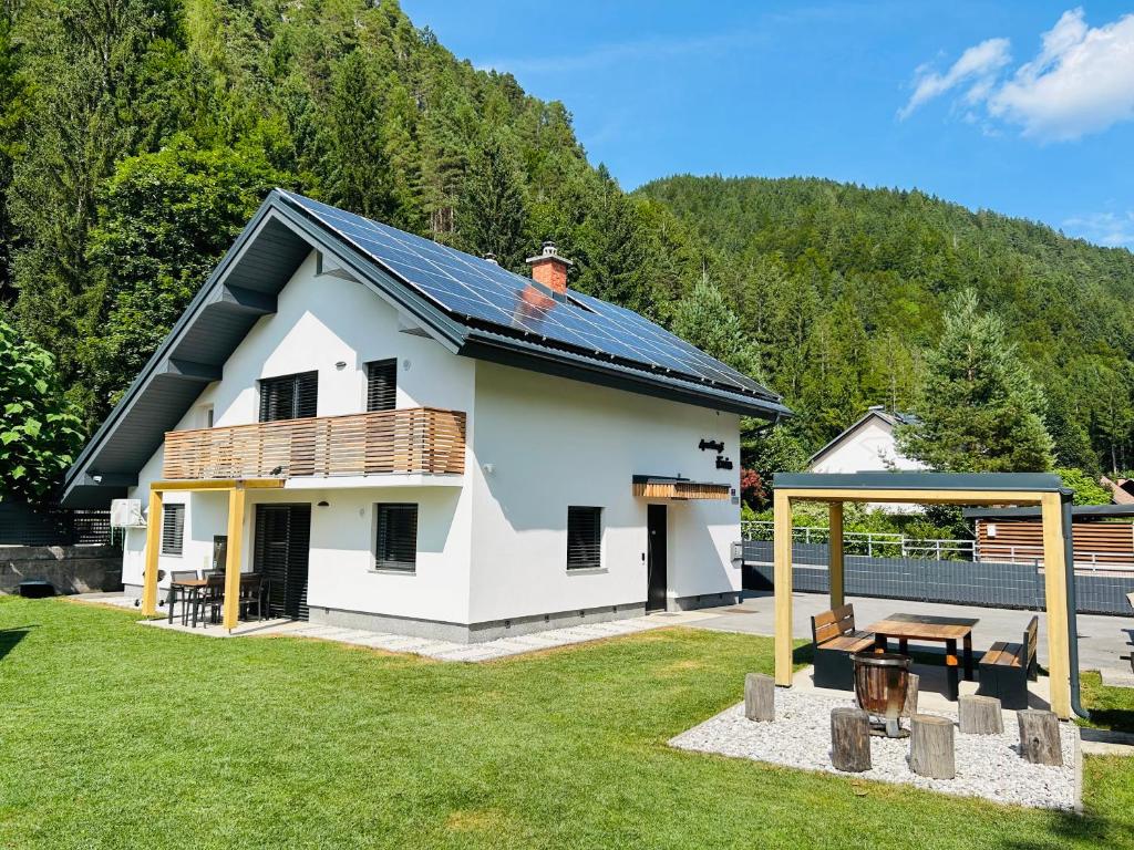 Nespecifikovaný výhled na hory nebo výhled na hory při pohledu z apartmánu