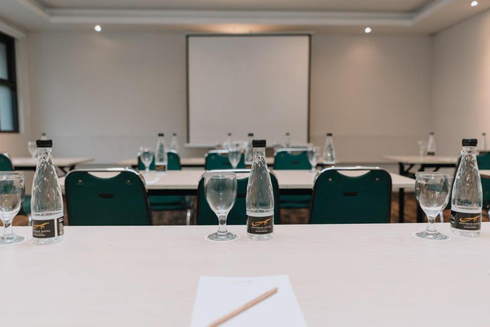 Konferenční prostory v ubytování Anugrah Hotel Sukabumi