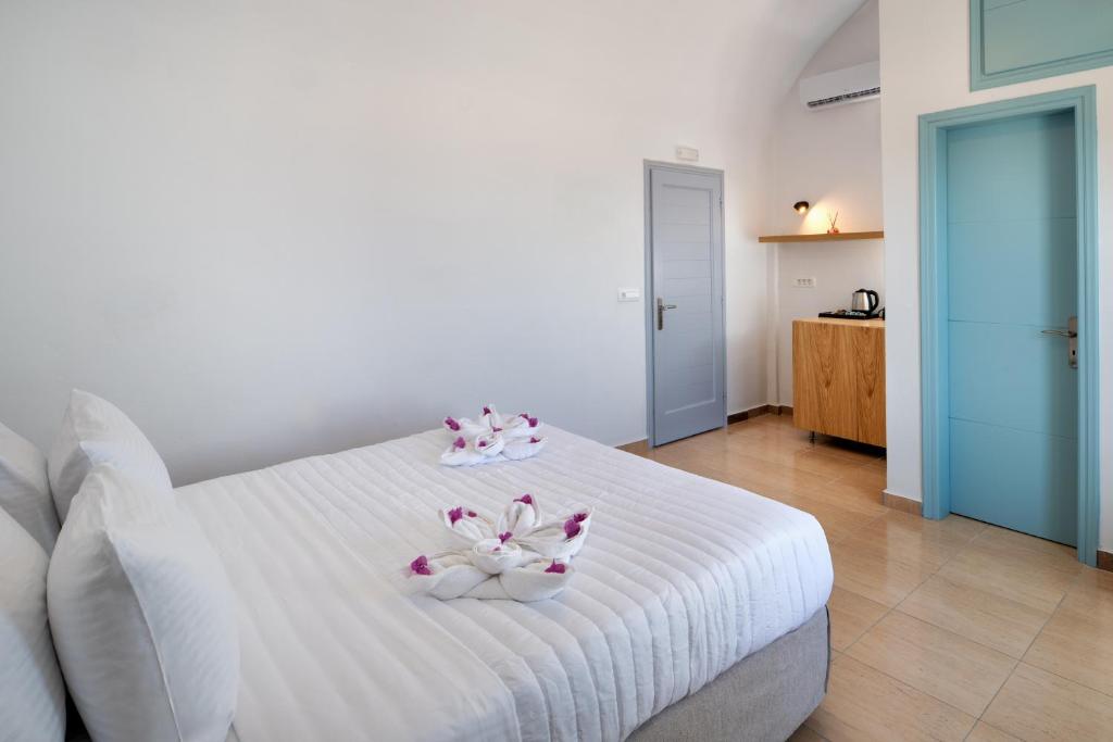 Hillside Elegance - 17