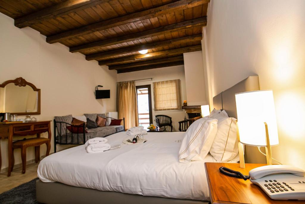 ΕΣΠΕΡΙΔΕΣ - 15