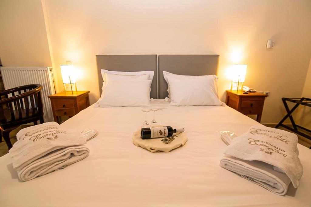 ΕΣΠΕΡΙΔΕΣ - 4