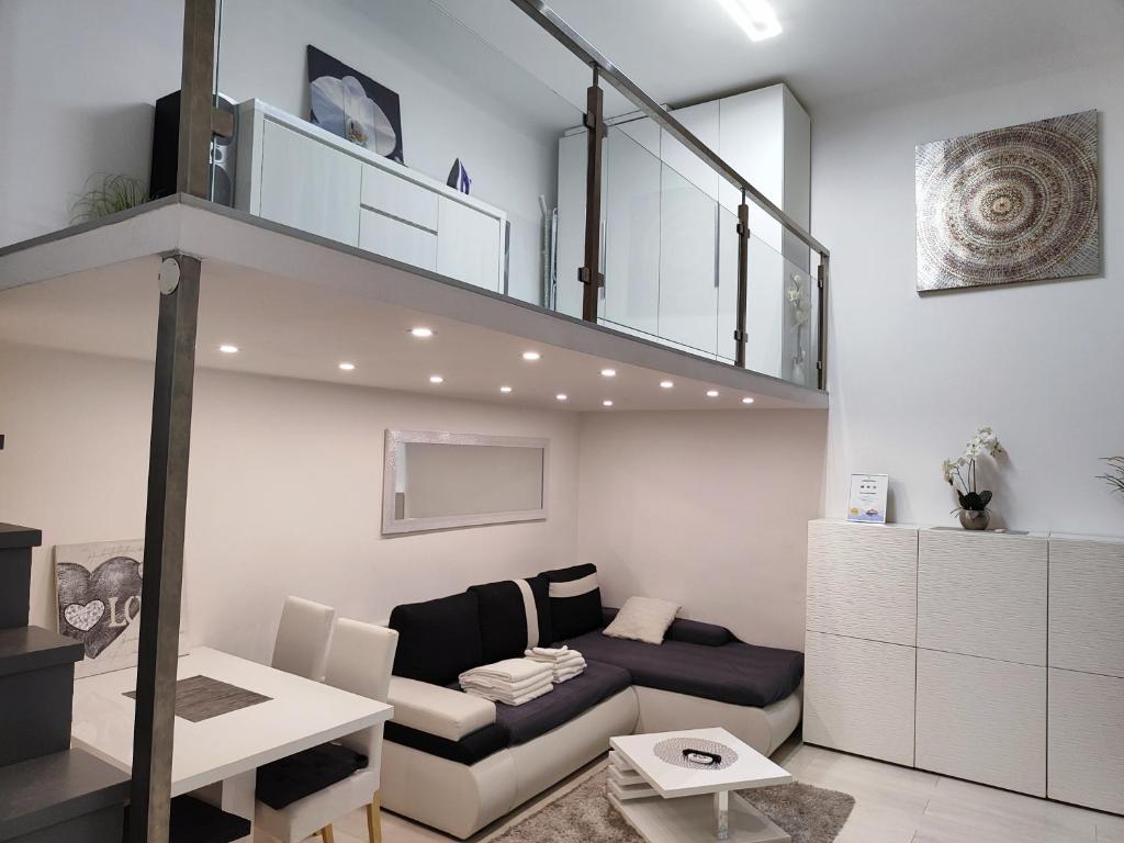 IsaBella Budapest Apartment, 80m2 with AC, Budapest (updated prices 2026)