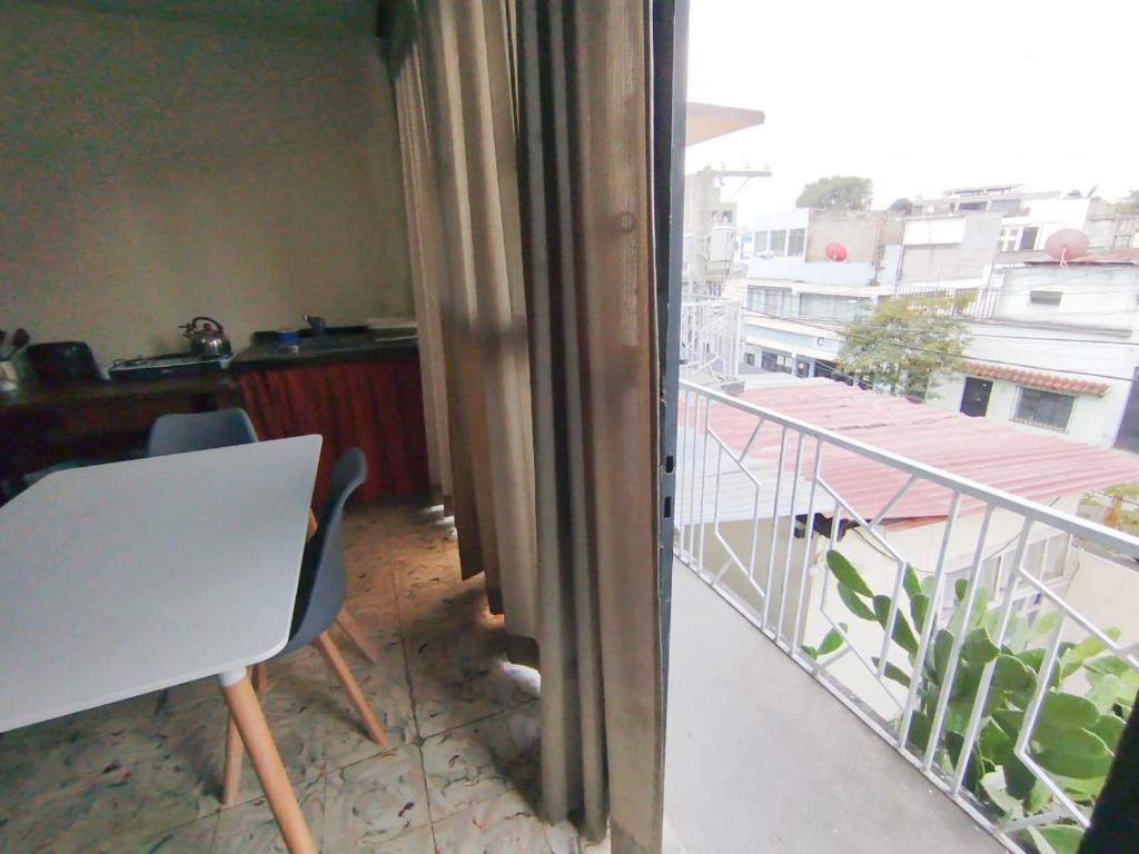 ESTU habitaciones - Appartement Avec Balcon