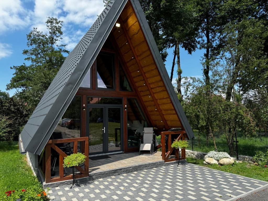 Κήπος έξω από το Bran Cozy Chalet