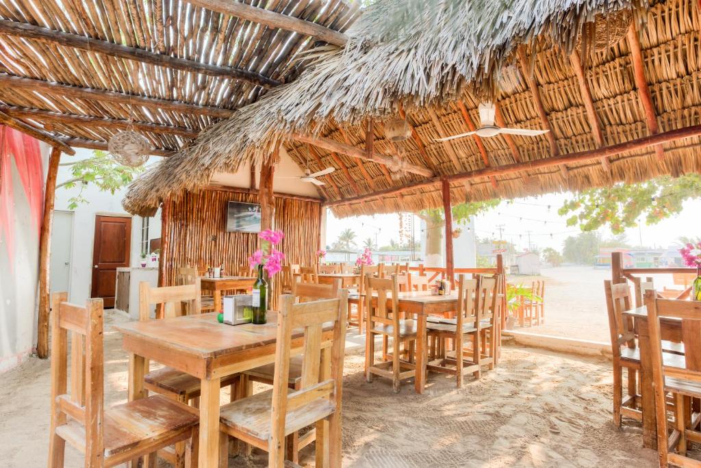 Restaurace v ubytování HOTEL LAS COLORADAS