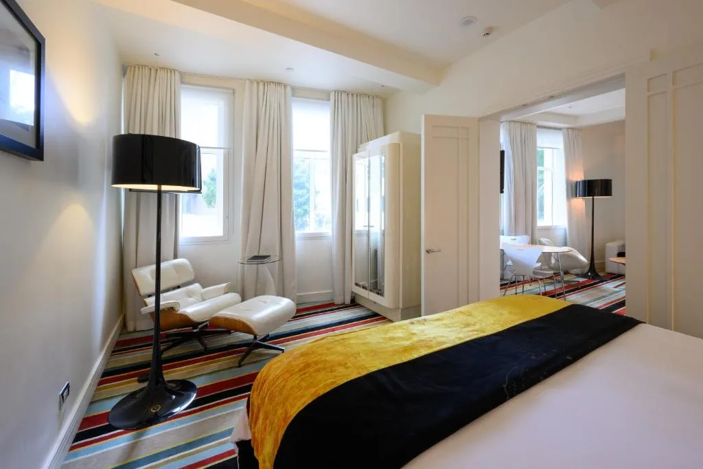 Deluxe Suite