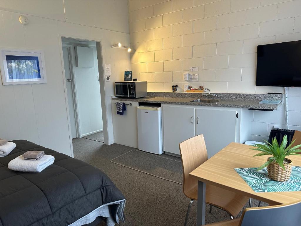 Kuchyň nebo kuchyňský kout v ubytování Anderson Park Motel