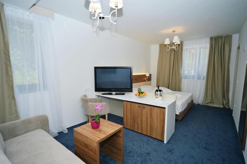 Boutique Hotel Mali Raj - Resim 34