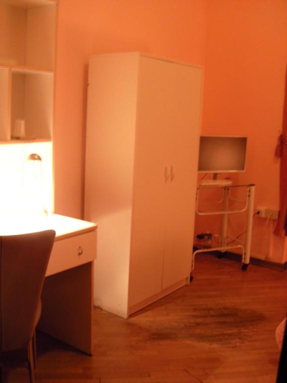 Affittacamere Alla Stazione - Single Room With Shared Bathroom
