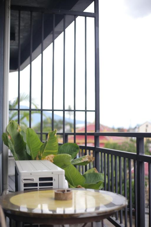 Jai Loy Cafe & Rooftop - Resim 11