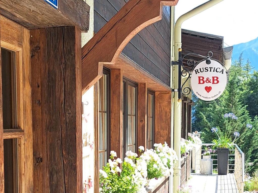 Üldine mäevaade või majutusasutusest B&B Chalet Rustica Inden, Leukerbad pildistatud vaade