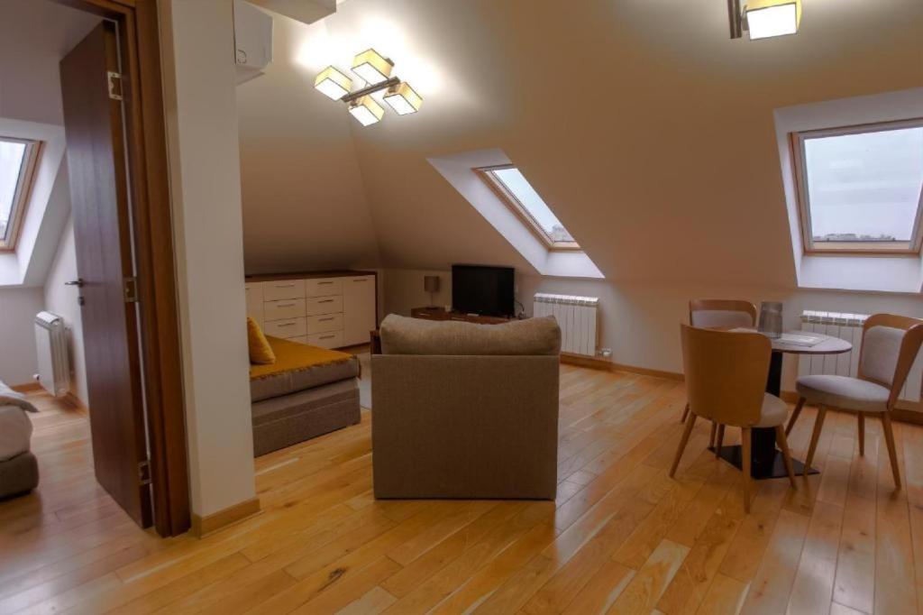 Prime Hotel Apartmani - Resim 39