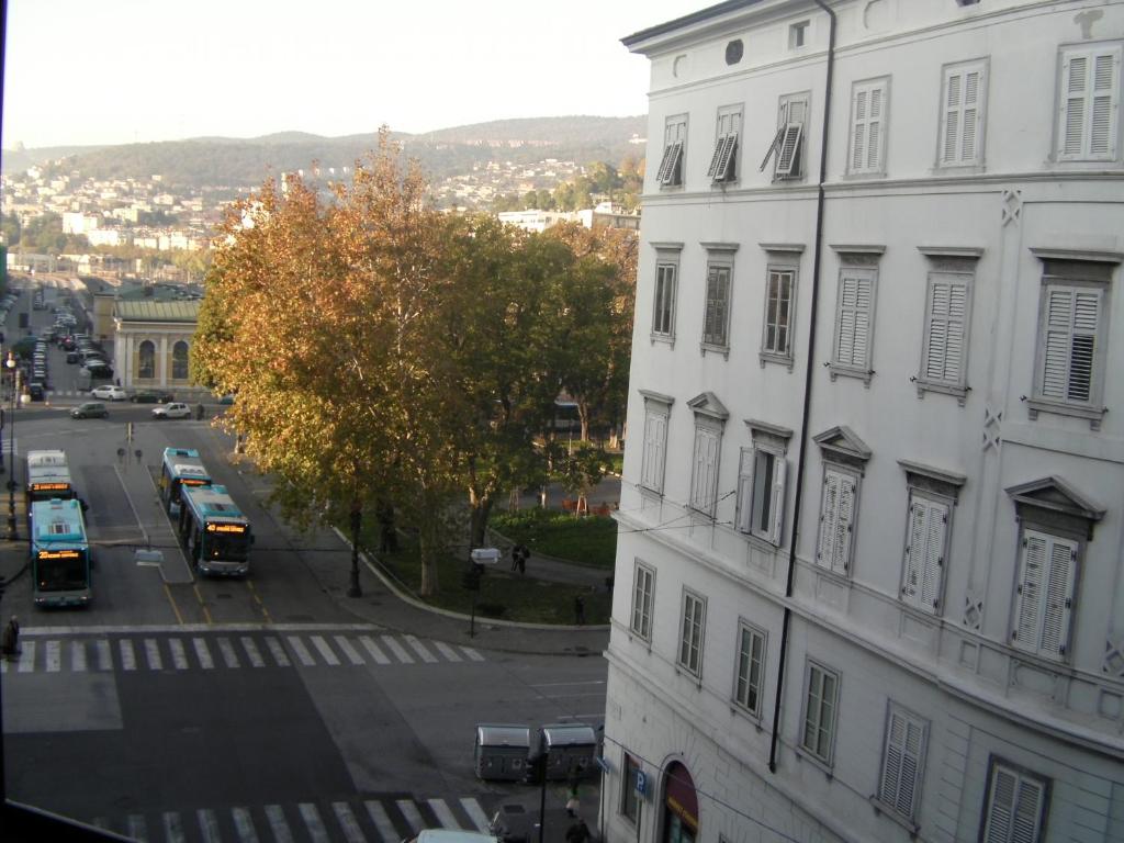 Affittacamere Alla Stazione - Double Or Twin Room With Shared Bathroom