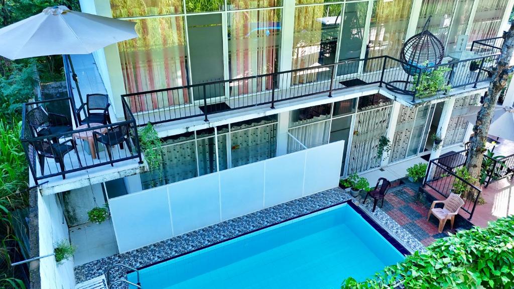 Bazén v ubytování Eco Resort Kandy nebo v jeho okolí