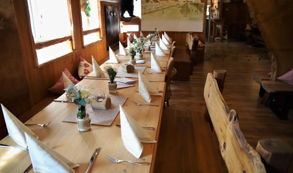 Posezení v ubytování Hotel zur Isar
