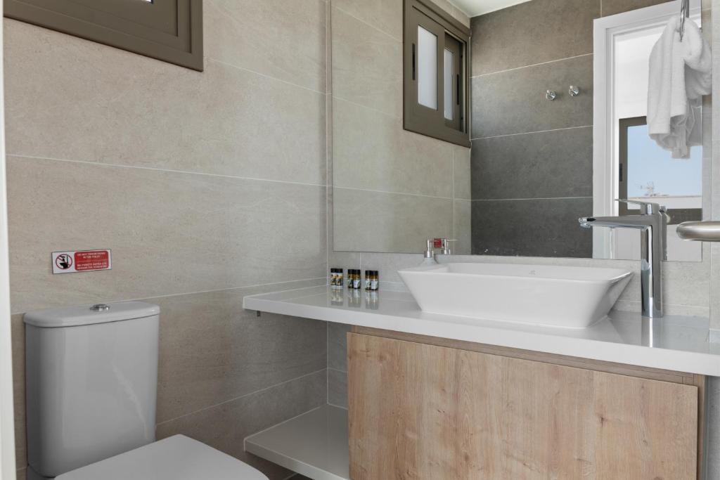 Koupelna v ubytování Serenity Waves Villa 26