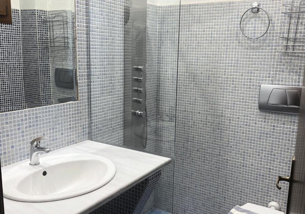 Koupelna v ubytování Zeus Hotel