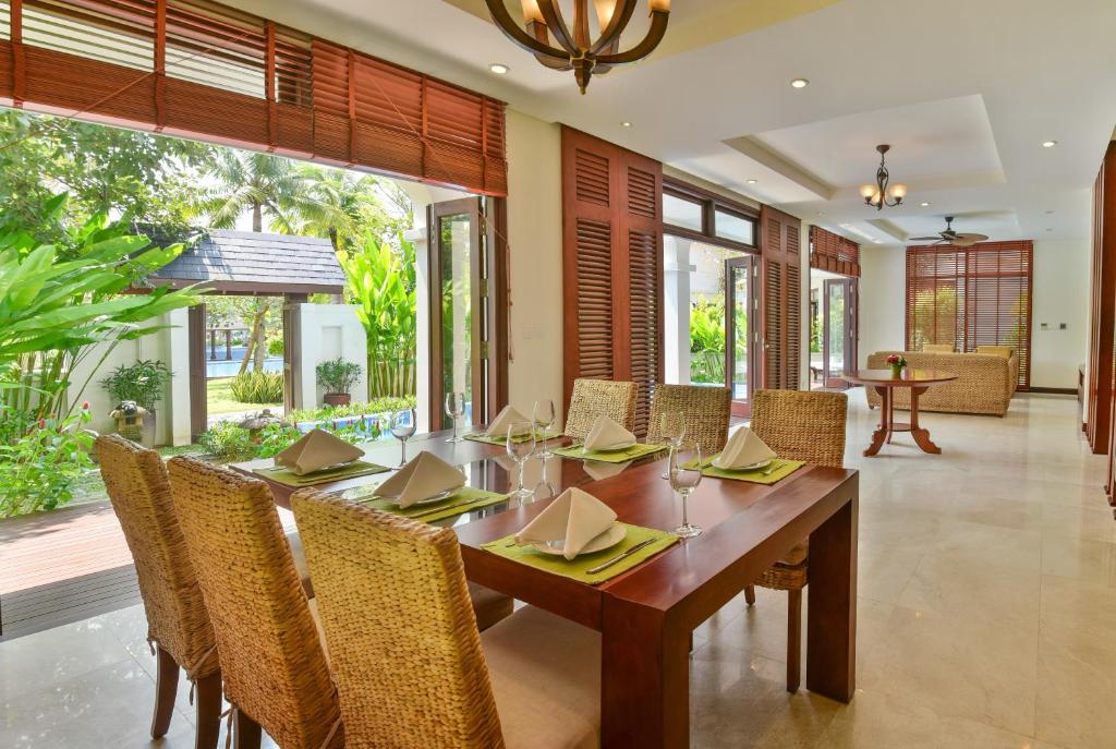 Biệt Thự 2 Phòng Ngủ Nhìn Ra Hồ Bơi
