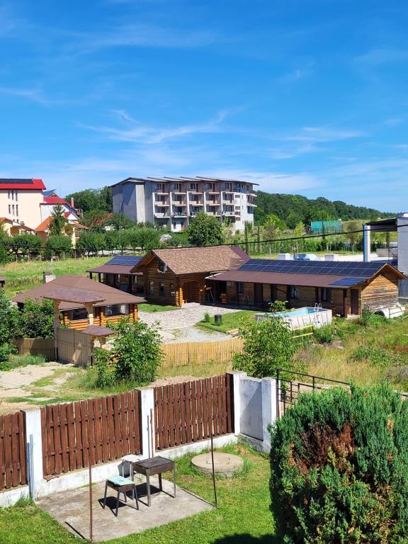 Cabanele TISA - Housity