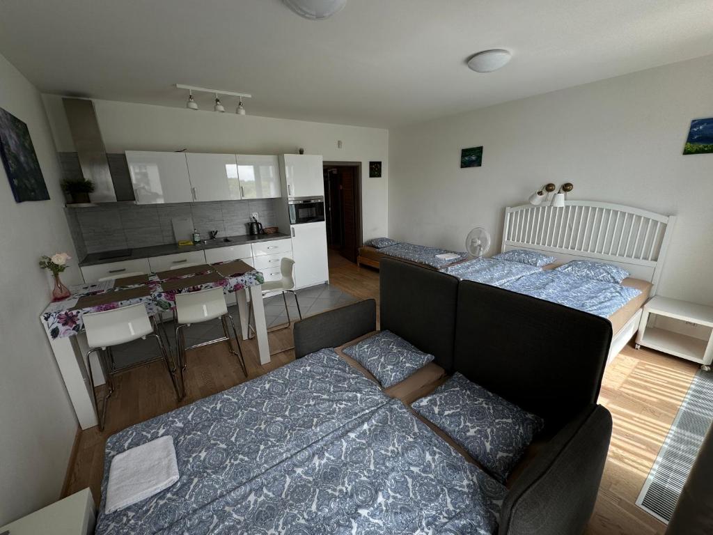 Apartments in Residence Garden Towers - 1