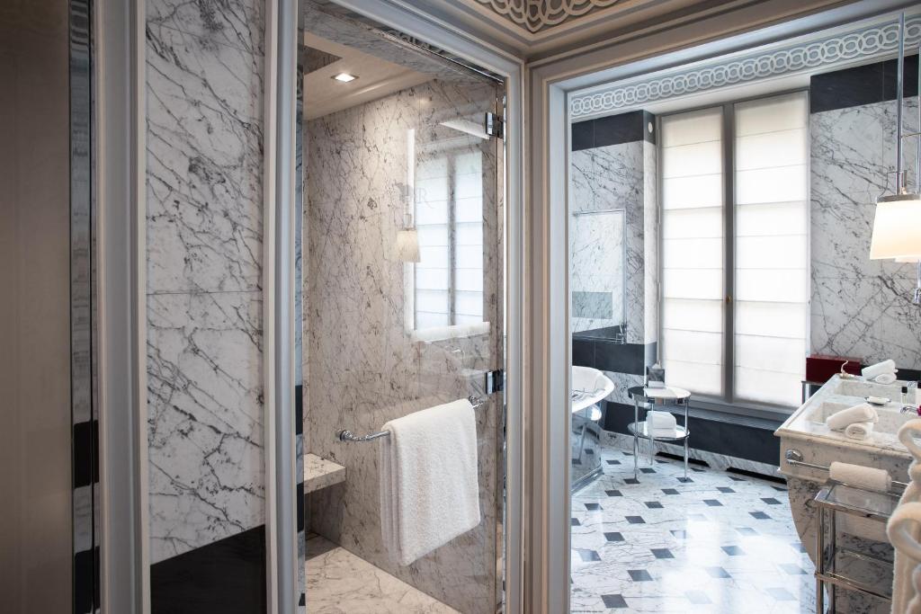 La Réserve Paris Hotel & Spa photo 4