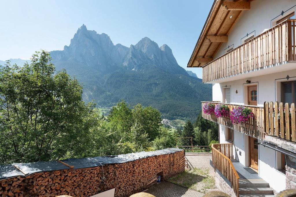Nespecifikovaný výhled na hory nebo výhled na hory při pohledu z apartmánu