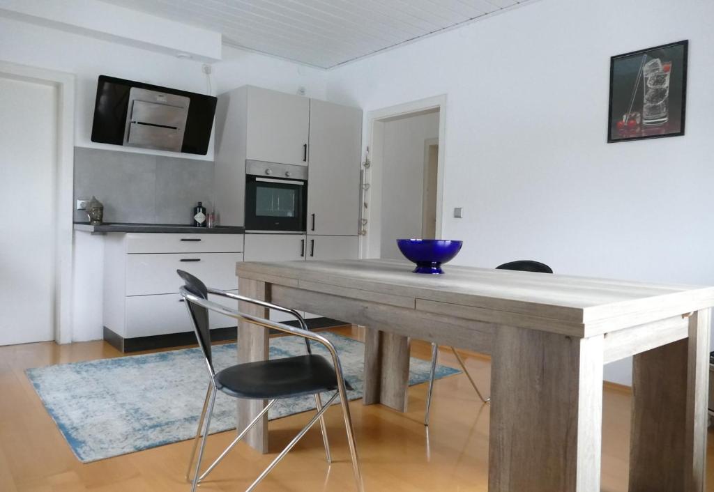 Η κουζίνα ή μικρή κουζίνα στο Großzügige Monteurwohnung
