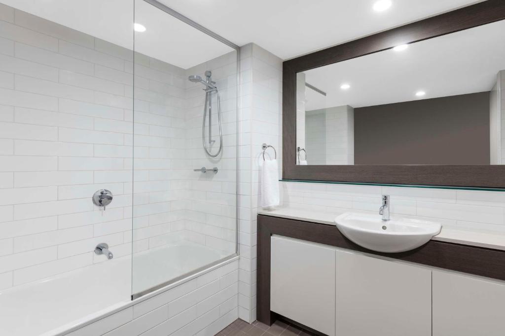 Koupelna v ubytování Adina Apartment Hotel Darwin Waterfront