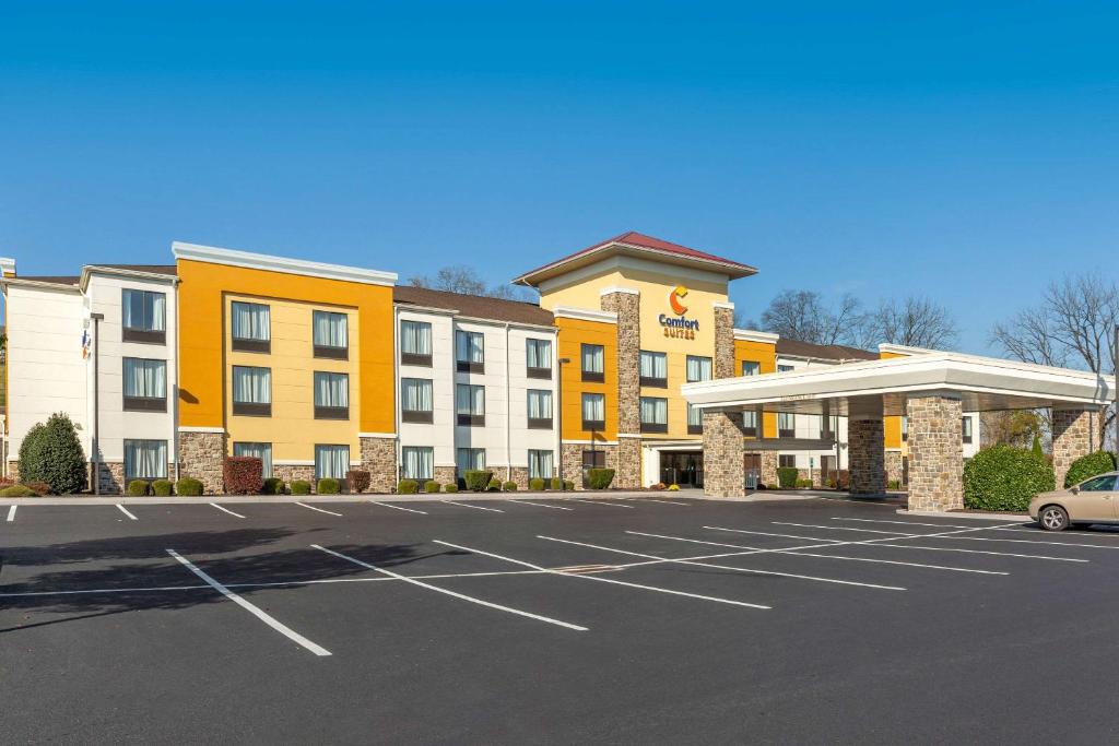 Comfort Suites Lancaster Amish Country photo