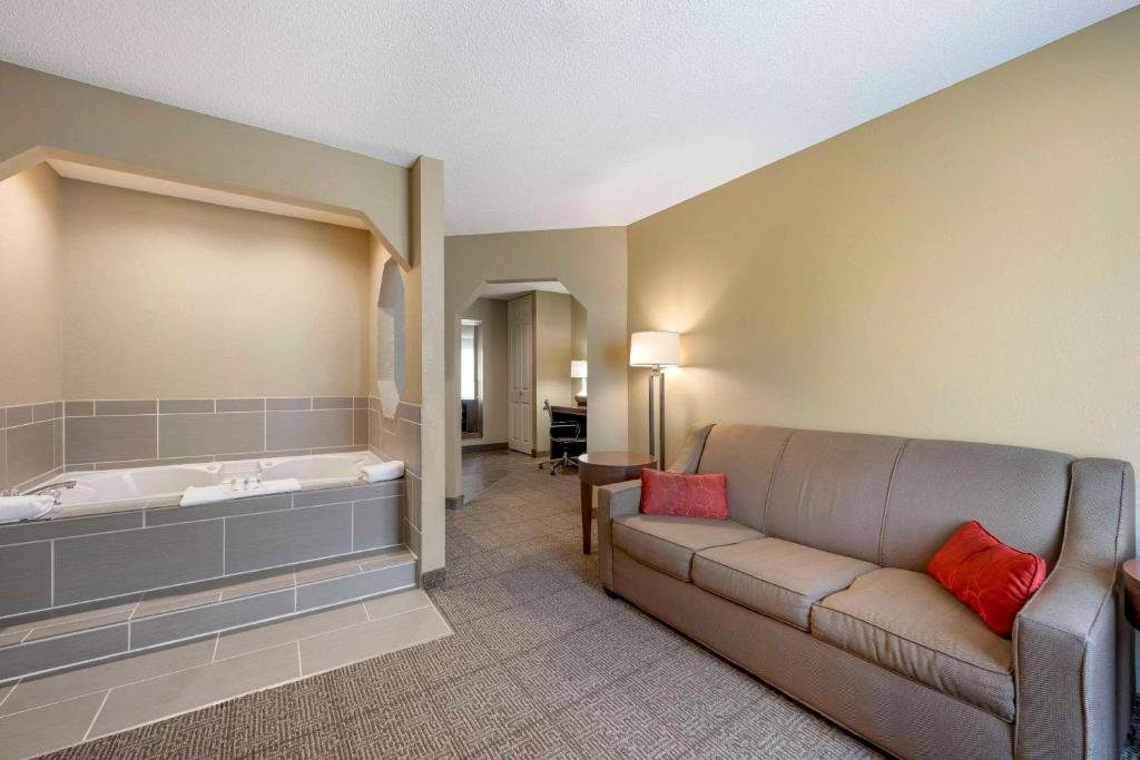 Comfort Inn Lexington photo