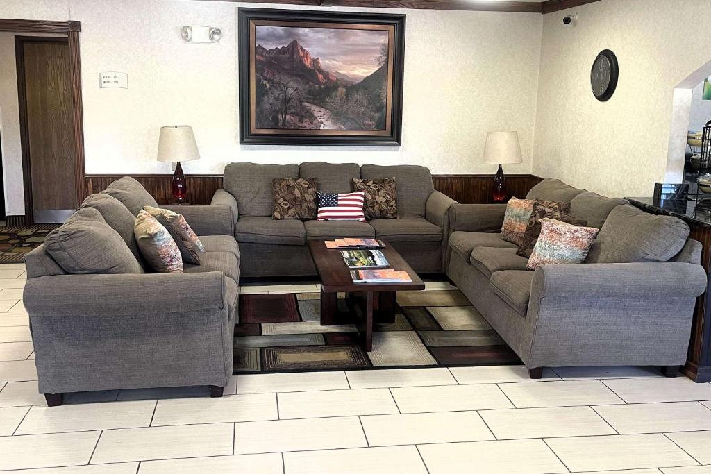 Quality Inn Raton, NM photo