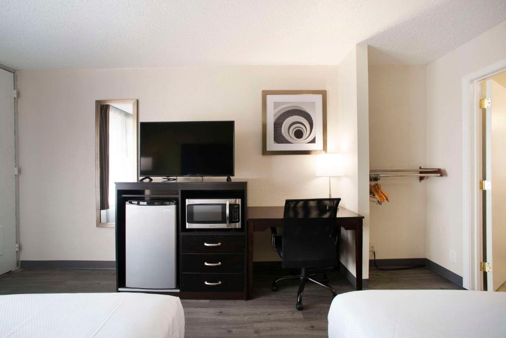 Quality Inn & Suites Vandalia near I-70 and Hwy 51 - Error