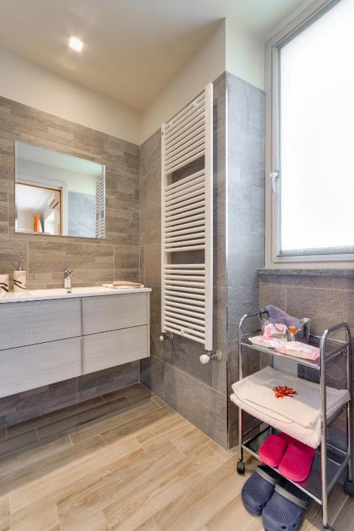 A bathroom at Pacifico Turin studio