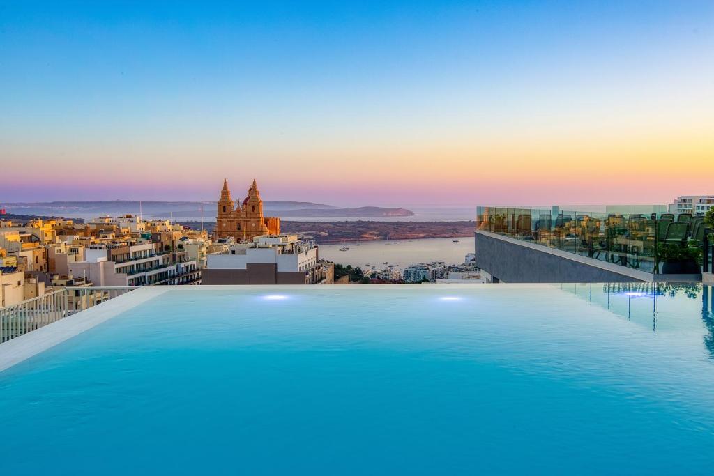 Bazén v ubytovaní Solana Hotel & Spa alebo v jeho blízkosti