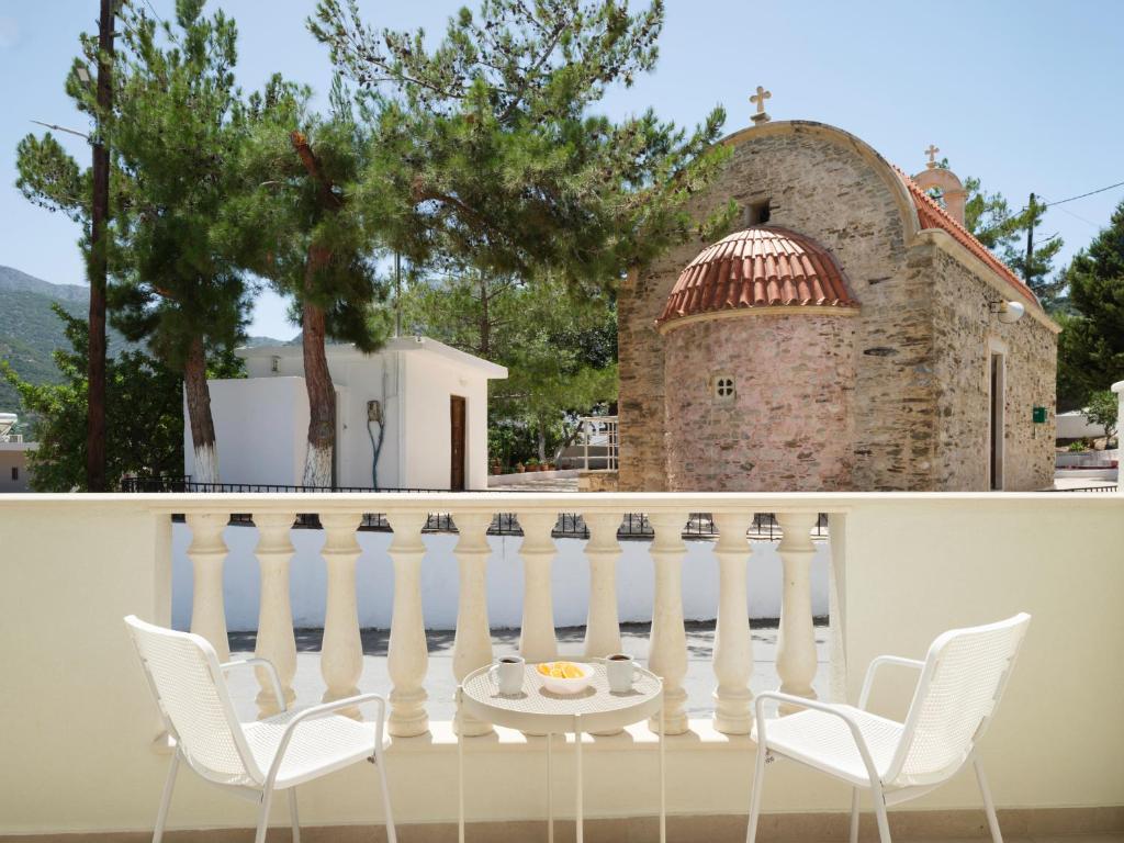 Фотография из галереи Golden Luxury Suites в Балионе