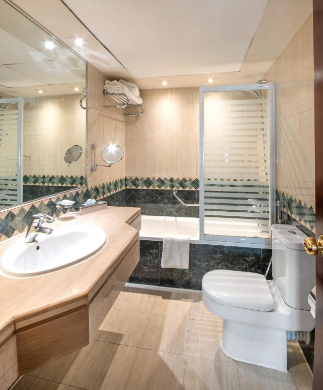 Triumph Plaza Hotel - 10