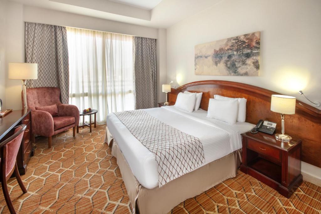 Triumph Plaza Hotel - 11