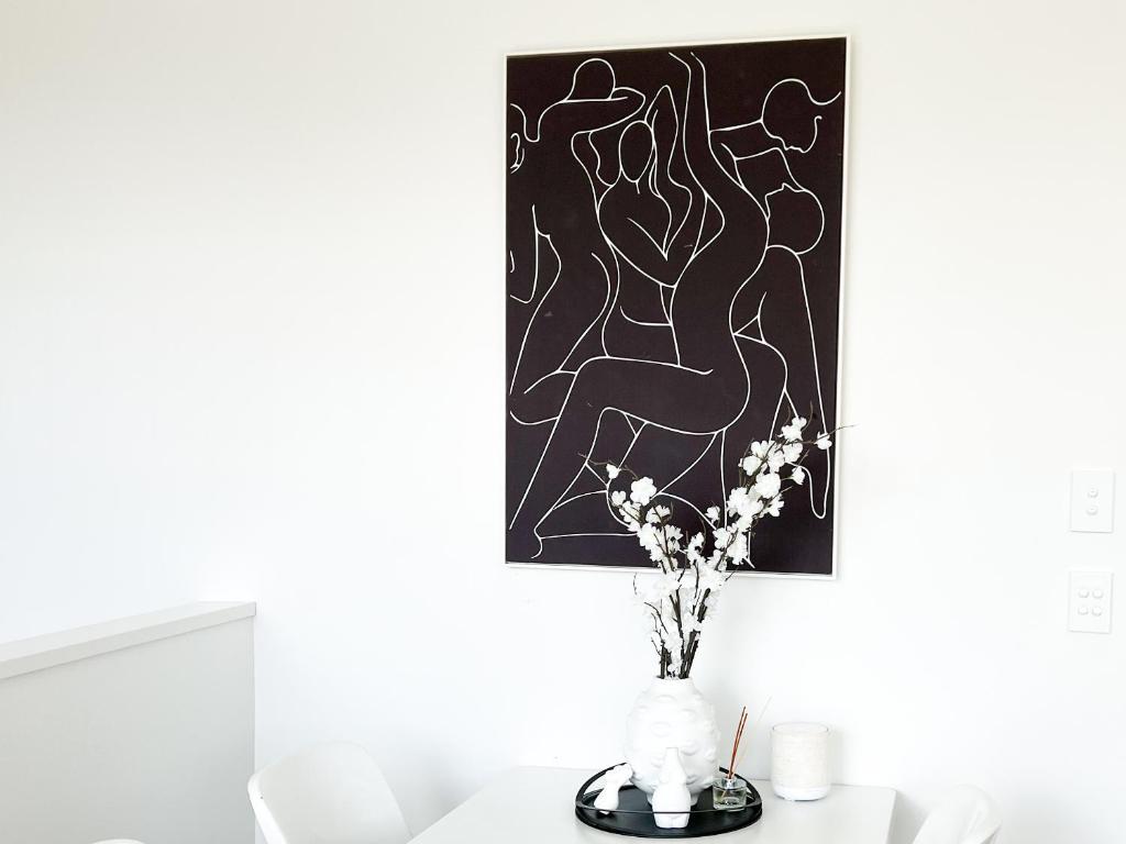 Luxury 2 Bedroom Apartment with cocktail bar and espresso machine - Resim 14