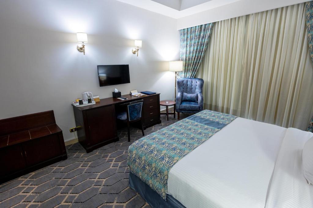 Triumph Plaza Hotel - 3