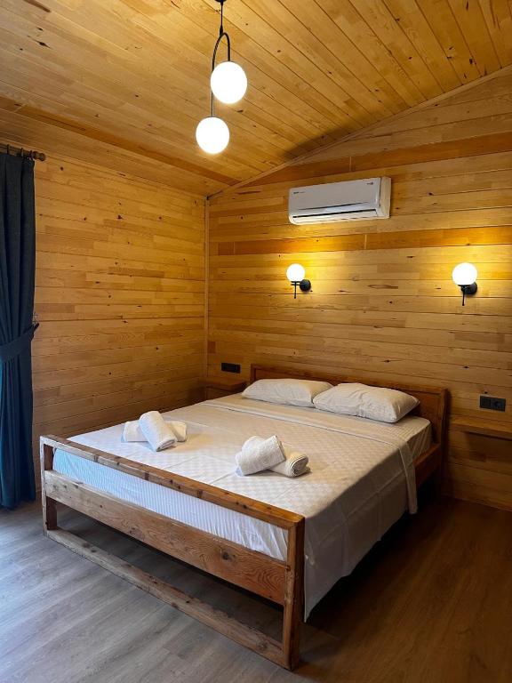 Postel nebo postele na pokoji v ubytování Cirali Simge Holiday Houses