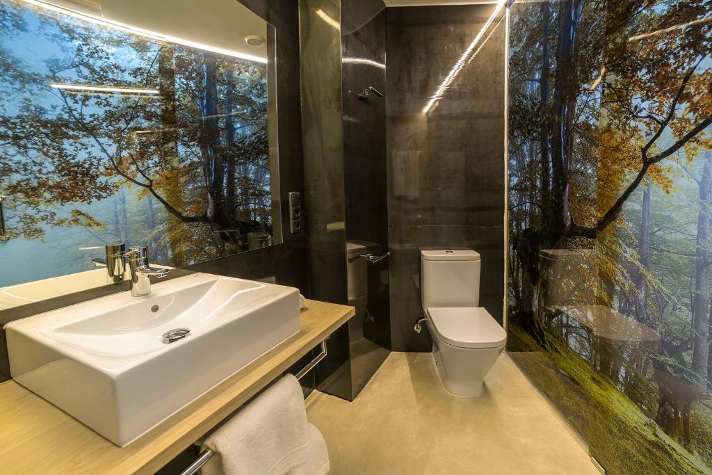 Koupelna v ubytování Zerupe Hotel