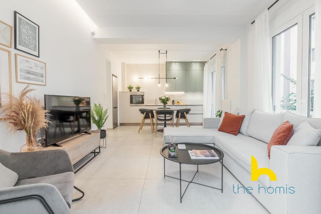Stylish 2-BDR Apt in Centre of Athens By The Homis